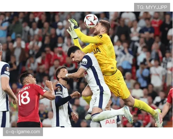 布伦特福德主帅率队以团队精神与创新战术开启辉煌新篇章