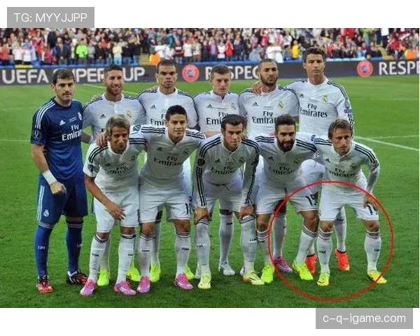 拜仁力克强敌勇夺欧洲超级杯,开启辉煌新篇章 拜仁力克强敌勇夺欧洲超级杯,开启辉煌新篇章