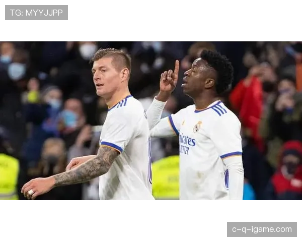 与顶级边锋竞争：维尼修斯如何争夺世界第一