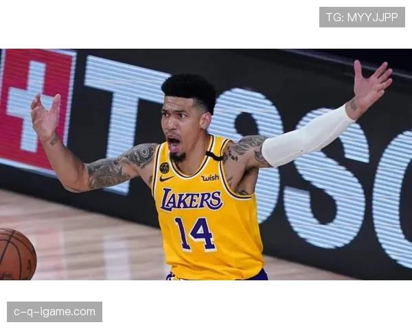 丹尼·格林无球跑动提升三分命中率，季后赛表现优于常规赛